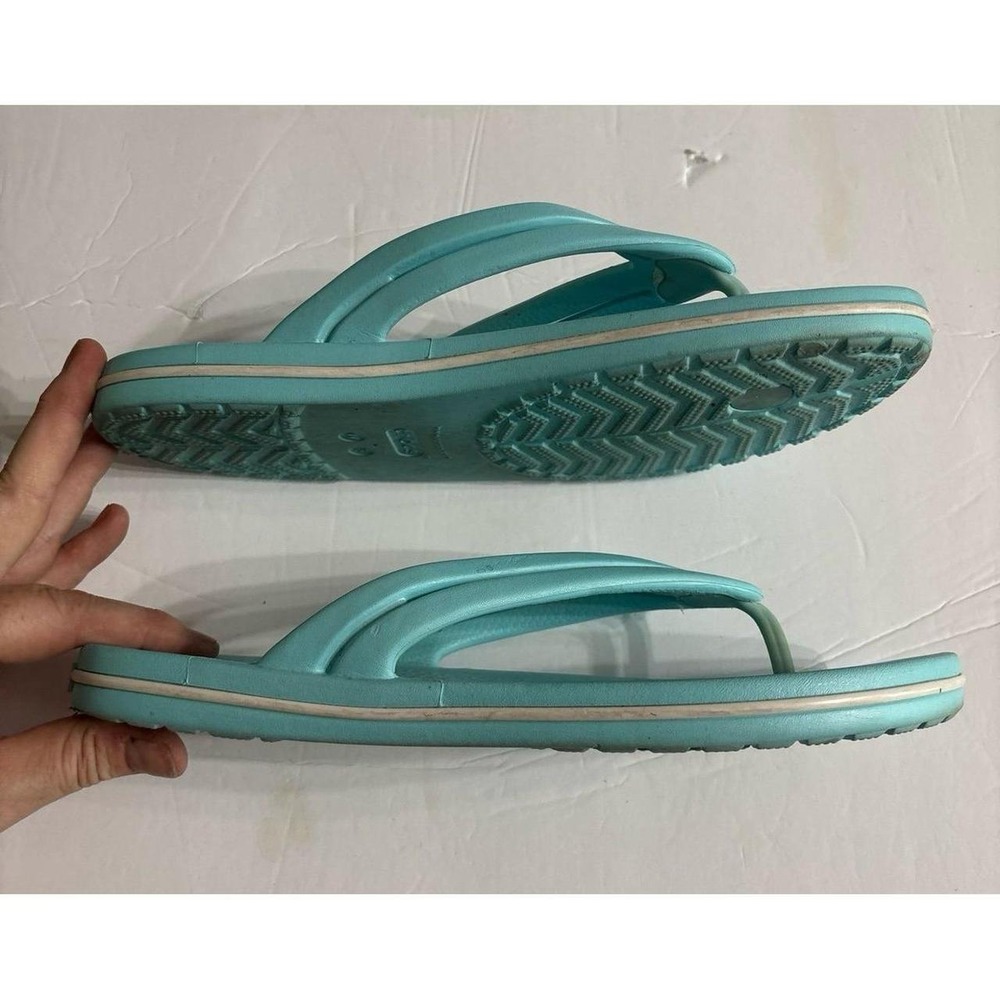 Crocs Flip Flops Sandals (Women's Size 8) Aqua Blue - Picture 5 of 6